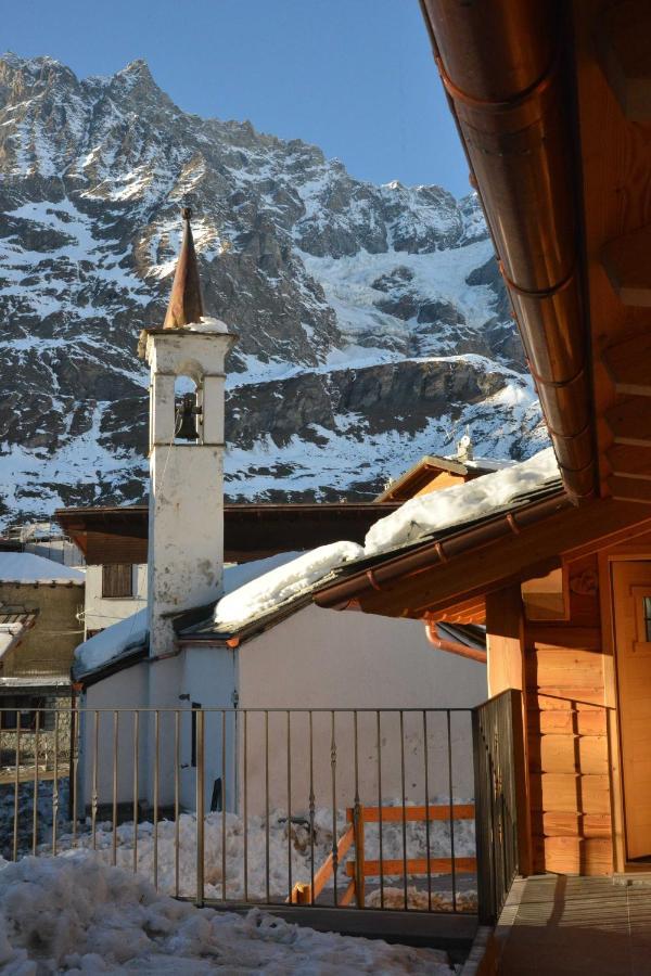 Il Cuore Del Cervino Hotell Breuil-Cervinia Exteriör bild