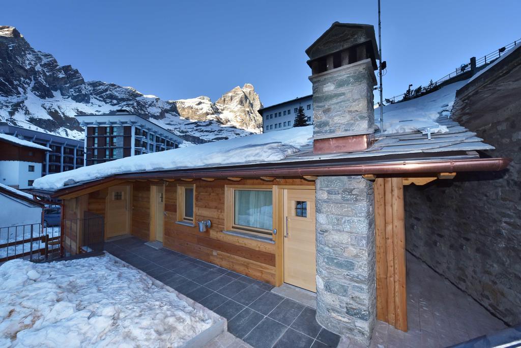 Il Cuore Del Cervino Hotell Breuil-Cervinia Exteriör bild