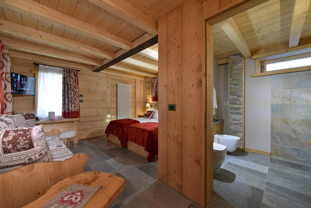 Il Cuore Del Cervino Hotell Breuil-Cervinia Exteriör bild